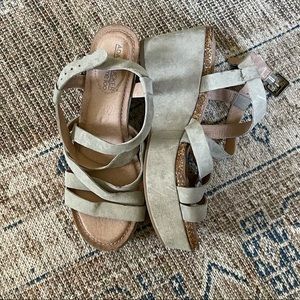 Adam Tucker heels- never worn!